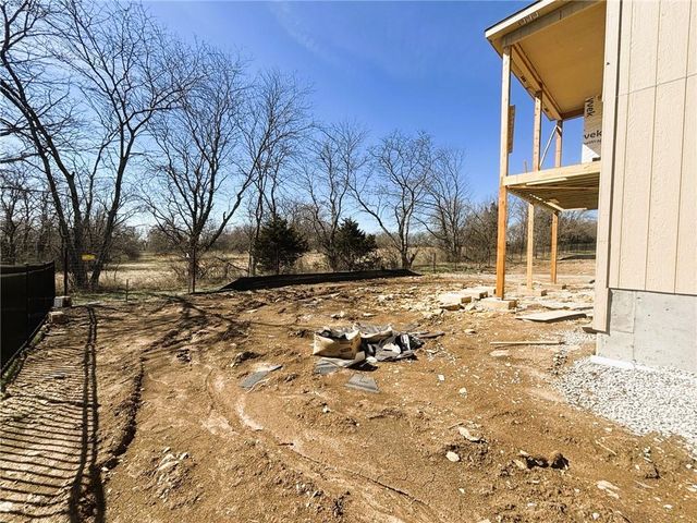 24875 W 145th Place, Olathe, KS 66061