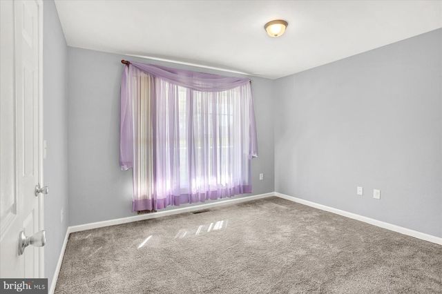 514 LONGS GAP RD, Carlisle, PA 17013