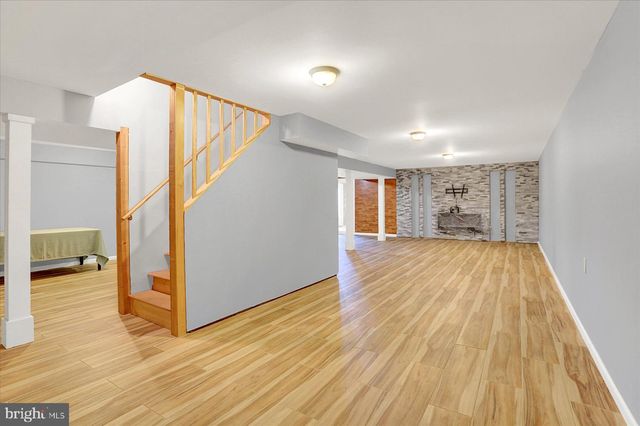 514 LONGS GAP RD, Carlisle, PA 17013