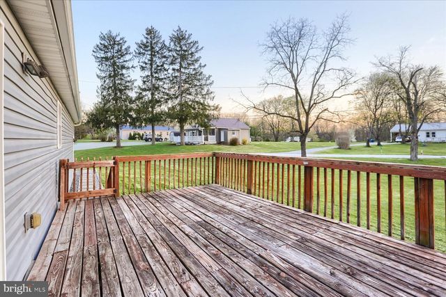 514 LONGS GAP RD, Carlisle, PA 17013