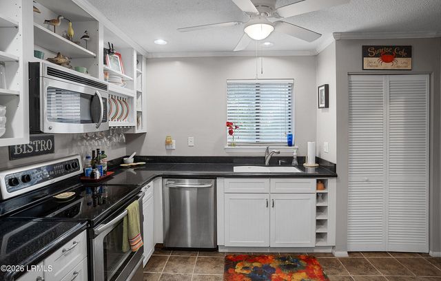 7 Ocean Marsh Court, Harbor Island, SC 29920