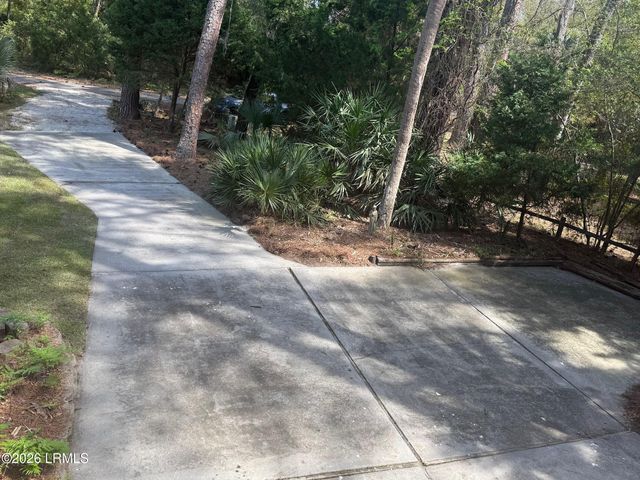 7 Ocean Marsh Court, Harbor Island, SC 29920