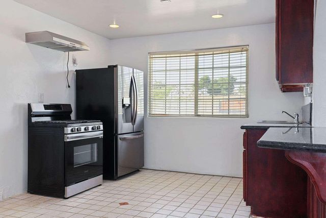 23475 Stafford St, Perris, CA 92570