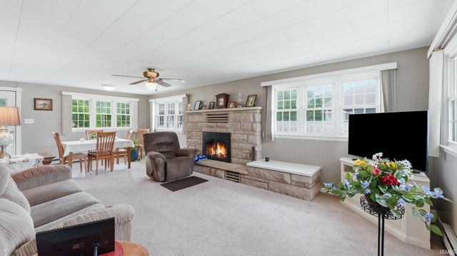 234 EMS B38 Lane, Leesburg, IN 46538