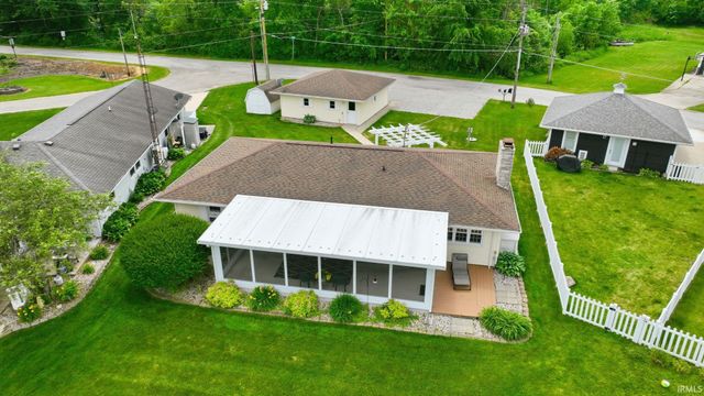 234 EMS B38 Lane, Leesburg, IN 46538