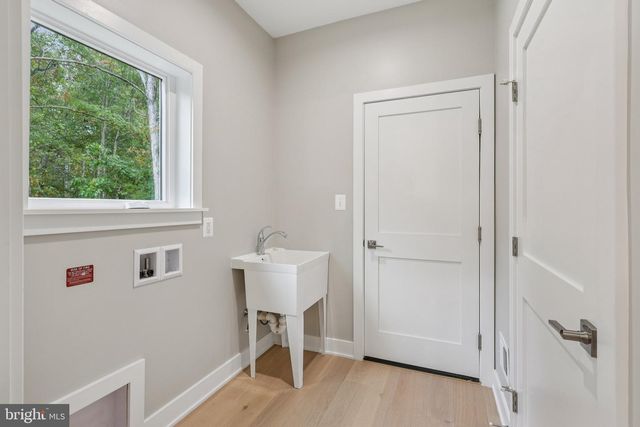 10643 SETTLE SCHOOL RD, Rixeyville, VA 22737