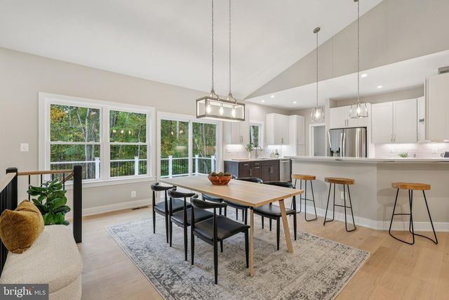 10643 SETTLE SCHOOL RD, Rixeyville, VA 22737