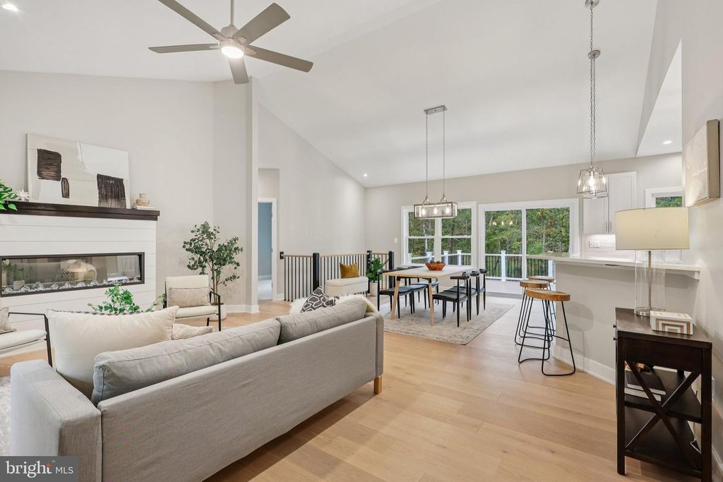 10643 SETTLE SCHOOL RD, Rixeyville, VA 22737