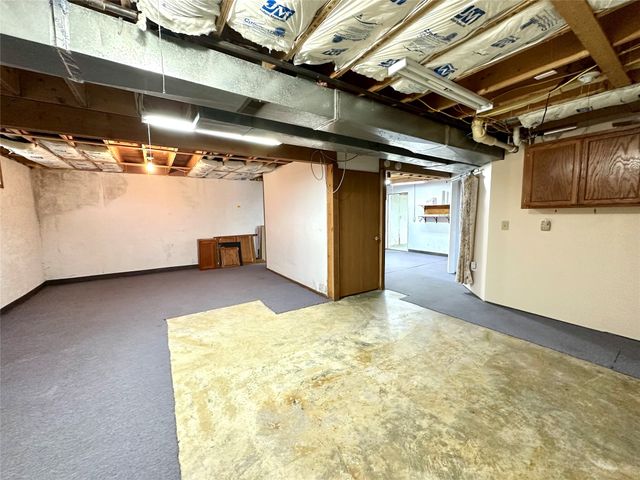 515 Marvin Avenue, Grinnell, IA 50112