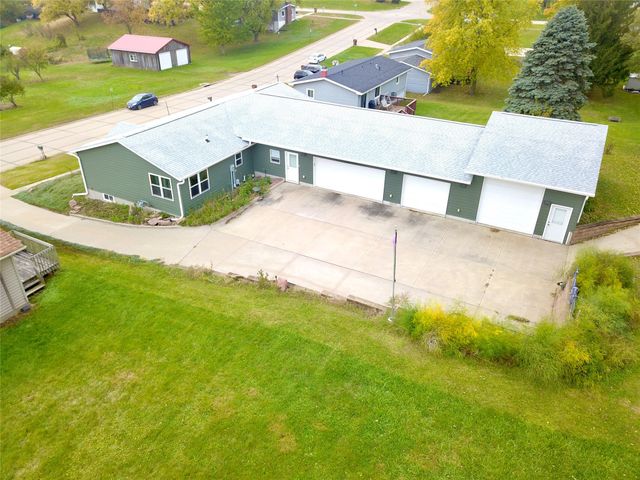 515 Marvin Avenue, Grinnell, IA 50112