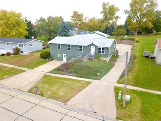 515 Marvin Avenue, Grinnell, IA 50112