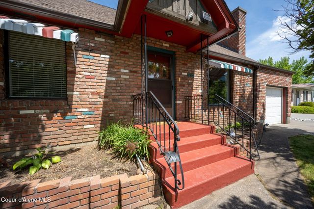 512 W Cameron Ave, Kellogg, ID 83837