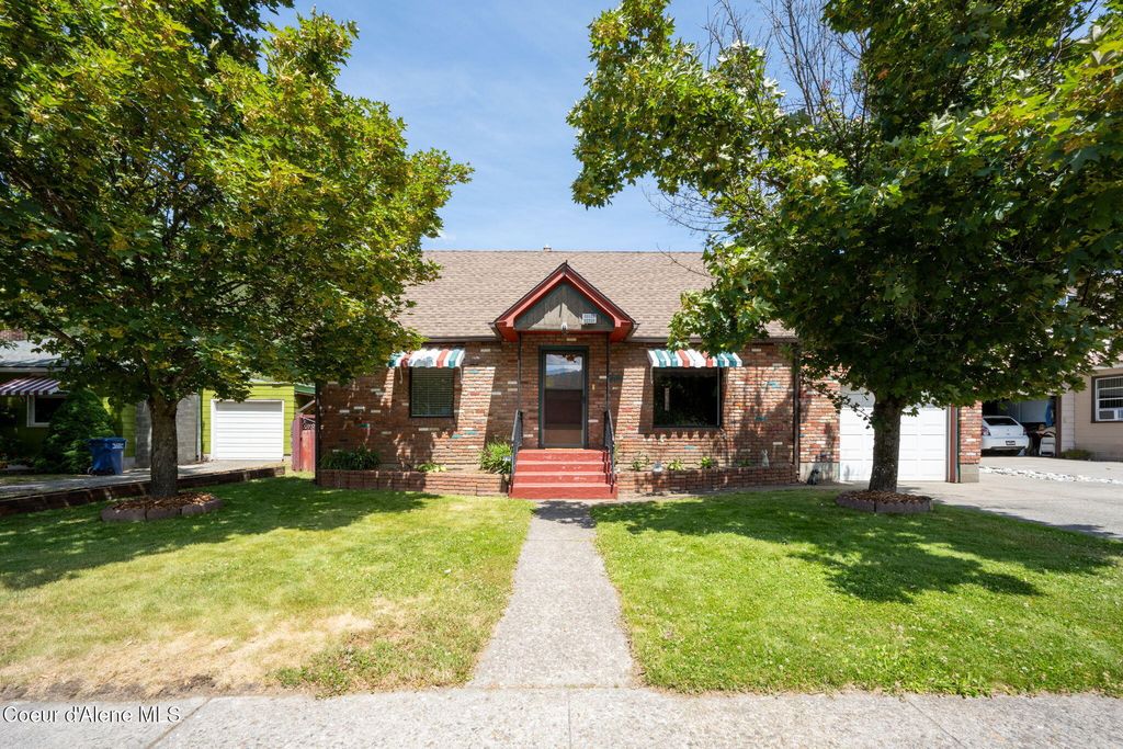 512 W Cameron Ave, Kellogg, ID 83837