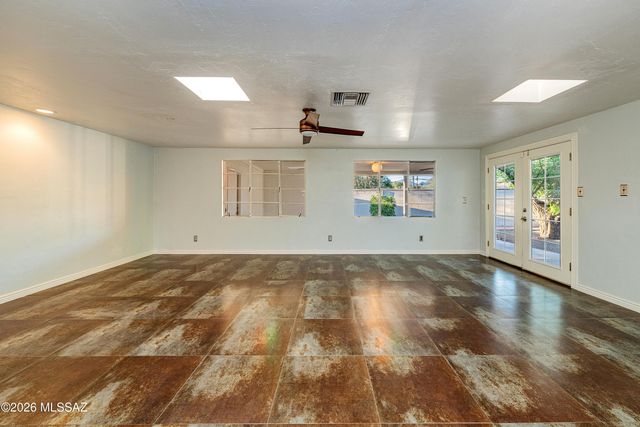 2827 E La Cienega Place, Tucson, AZ 85716