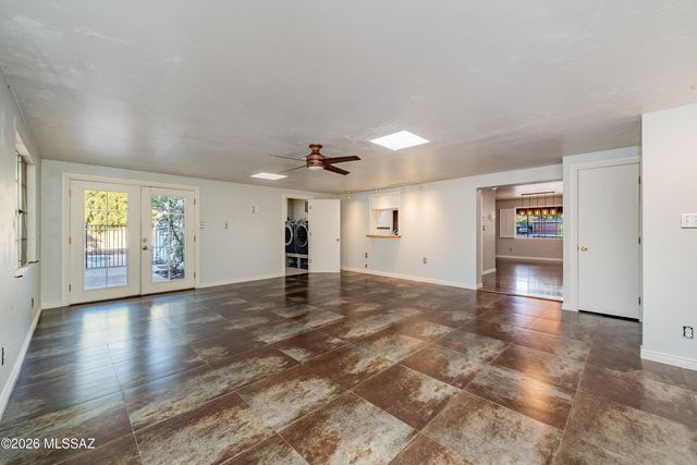 2827 E La Cienega Place, Tucson, AZ 85716