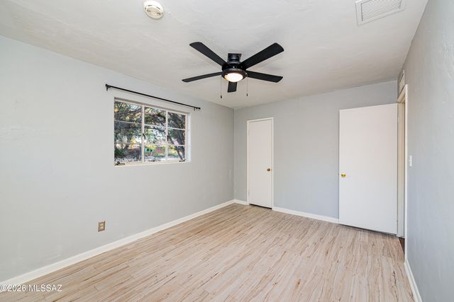 2827 E La Cienega Place, Tucson, AZ 85716