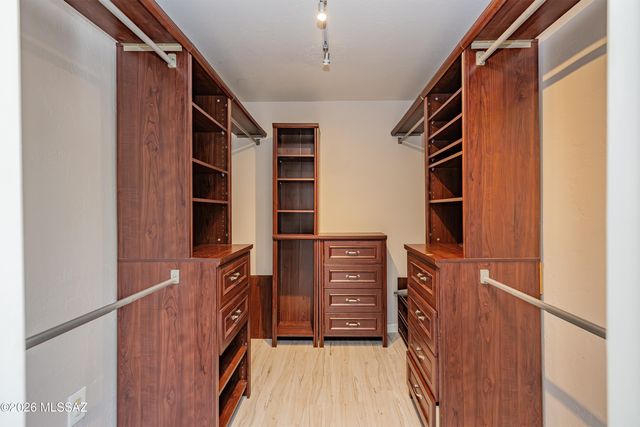 2827 E La Cienega Place, Tucson, AZ 85716