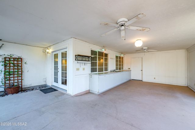 2827 E La Cienega Place, Tucson, AZ 85716