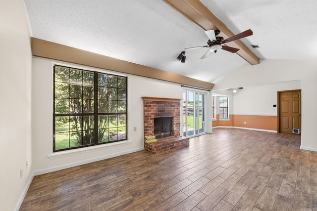 11 McArthur Drive, Cabot, AR 72023