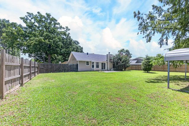 11 McArthur Drive, Cabot, AR 72023