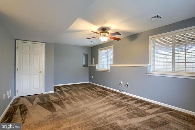 568 MEADOWCROFT CIRCLE, Mechanicsburg, PA 17055