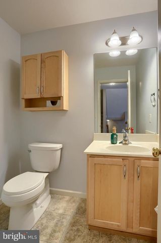 568 MEADOWCROFT CIRCLE, Mechanicsburg, PA 17055