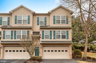 568 MEADOWCROFT CIRCLE, Mechanicsburg, PA 17055