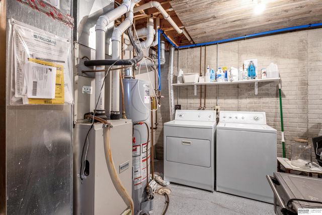 5270 W Thatcher Lane, Lincoln, NE 68528