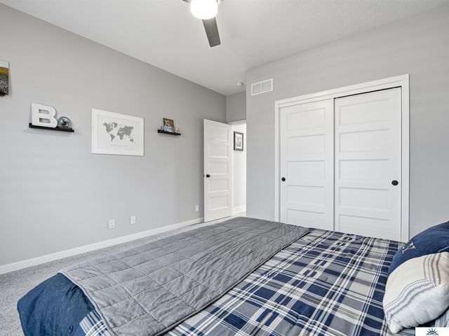 18405 Birch Avenue, Omaha, NE 68136