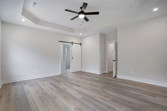 2615 Cooper Creek Rd, Woodlawn, TN 37191