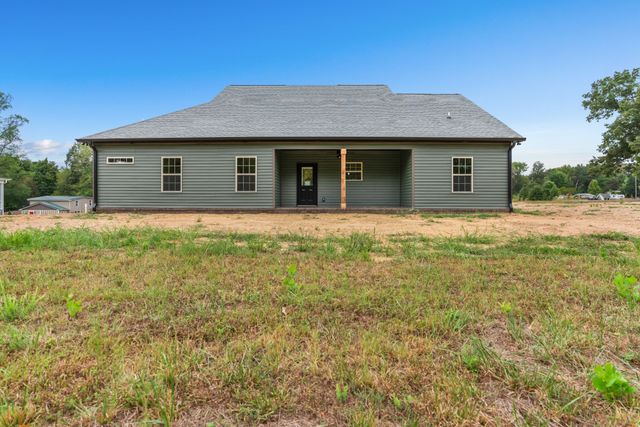 2615 Cooper Creek Rd, Woodlawn, TN 37191