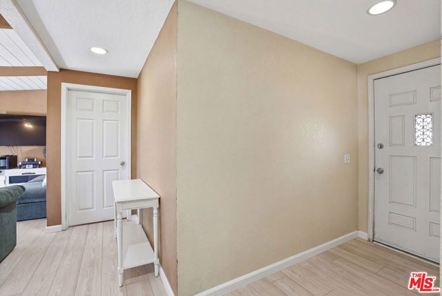 15708 Horace Street, Granada Hills (los Angeles), CA 91344