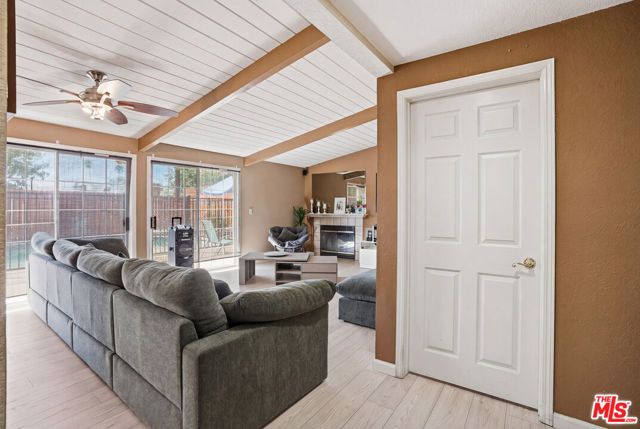 15708 Horace Street, Granada Hills (los Angeles), CA 91344