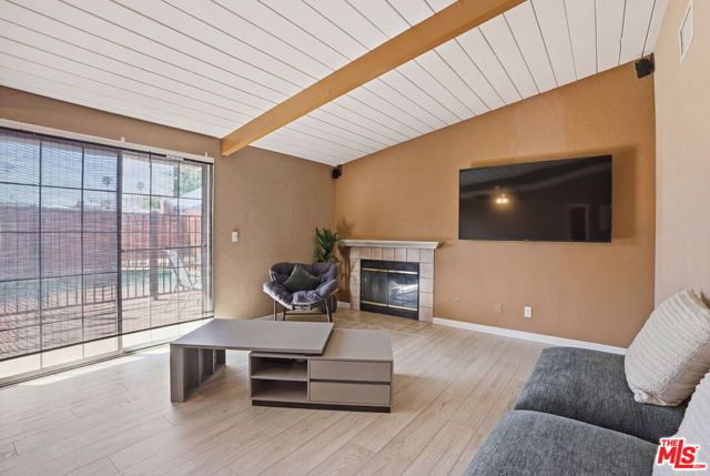 15708 Horace Street, Granada Hills (los Angeles), CA 91344