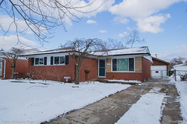 30776 Ferntree Street, Roseville, MI 48066