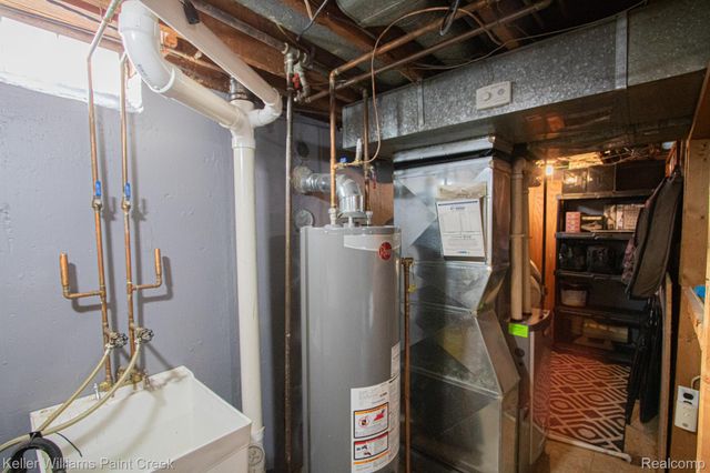 30776 Ferntree Street, Roseville, MI 48066