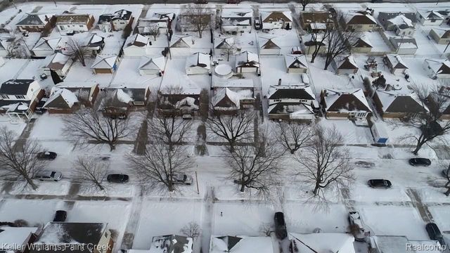 30776 Ferntree Street, Roseville, MI 48066