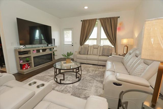 14463 Cedar Ledge Lane, Conroe, TX 77302