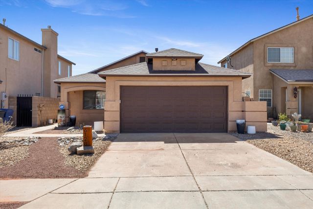 6128 Full Moon Avenue NW, Albuquerque, NM 87114