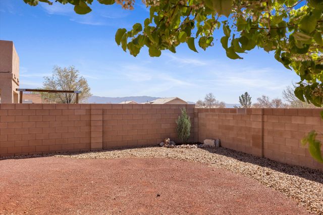 6128 Full Moon Avenue NW, Albuquerque, NM 87114
