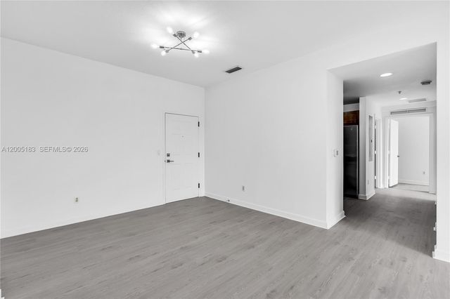 8395 SW 73rd Ave 510, Miami, FL 33143