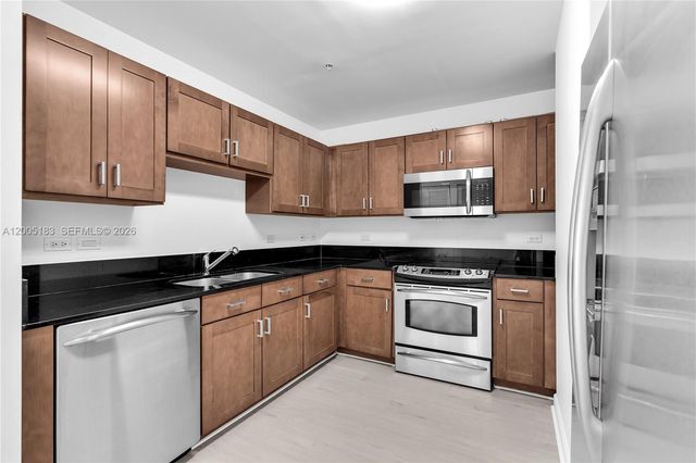 8395 SW 73rd Ave 510, Miami, FL 33143