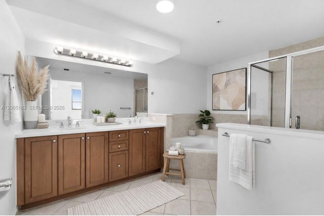 8395 SW 73rd Ave 510, Miami, FL 33143