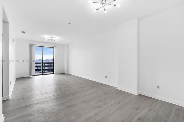 8395 SW 73rd Ave 510, Miami, FL 33143