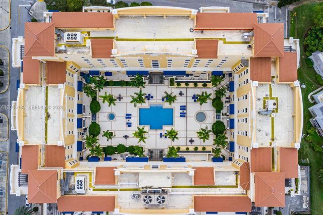 8395 SW 73rd Ave 510, Miami, FL 33143