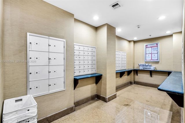 8395 SW 73rd Ave 510, Miami, FL 33143