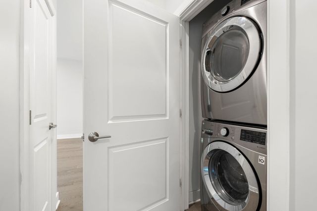 2 Cliveden Street 201E, Quincy, MA 02169