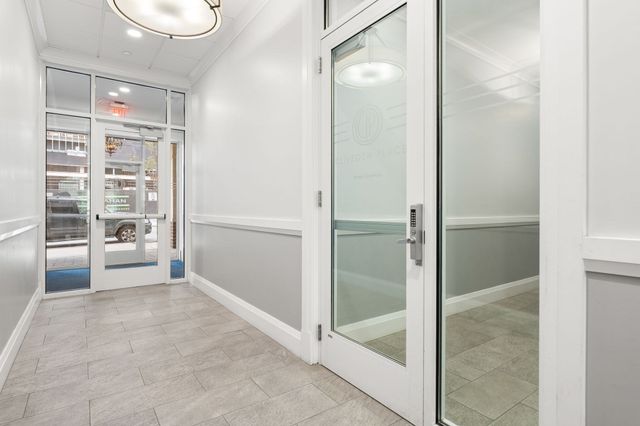 2 Cliveden Street 201E, Quincy, MA 02169