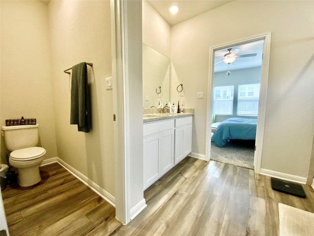 246 El Capitan LOOP, Dripping Springs, TX 78620