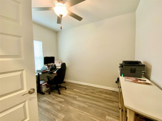 246 El Capitan LOOP, Dripping Springs, TX 78620